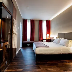 Hotel 10 Keys